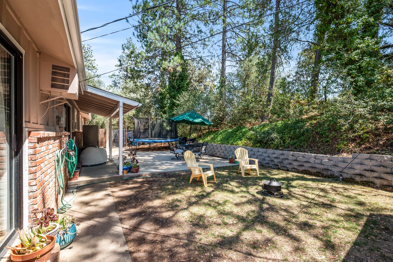 5761 Forest Lake Rd,