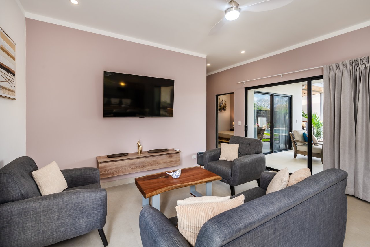 Villa Aurora | New 5BR Luxury Home Minutes from Playa Penca & Potrero