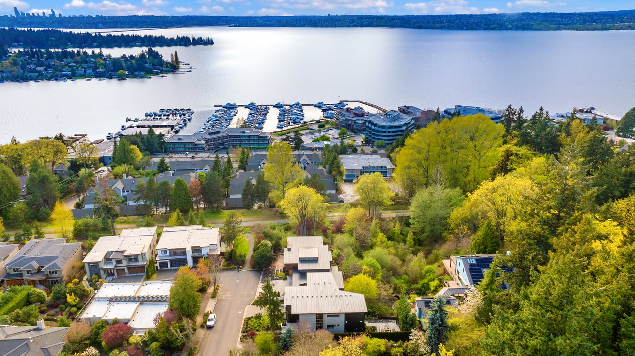 10410 NE 53rd Street