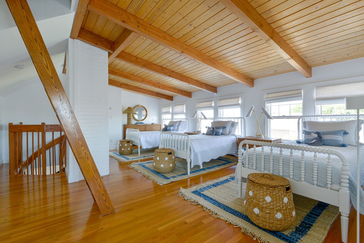 3 North Beach Street