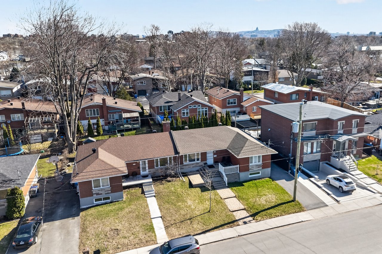   Maison à Côte St-Luc - Côte St-Luc House For Sale