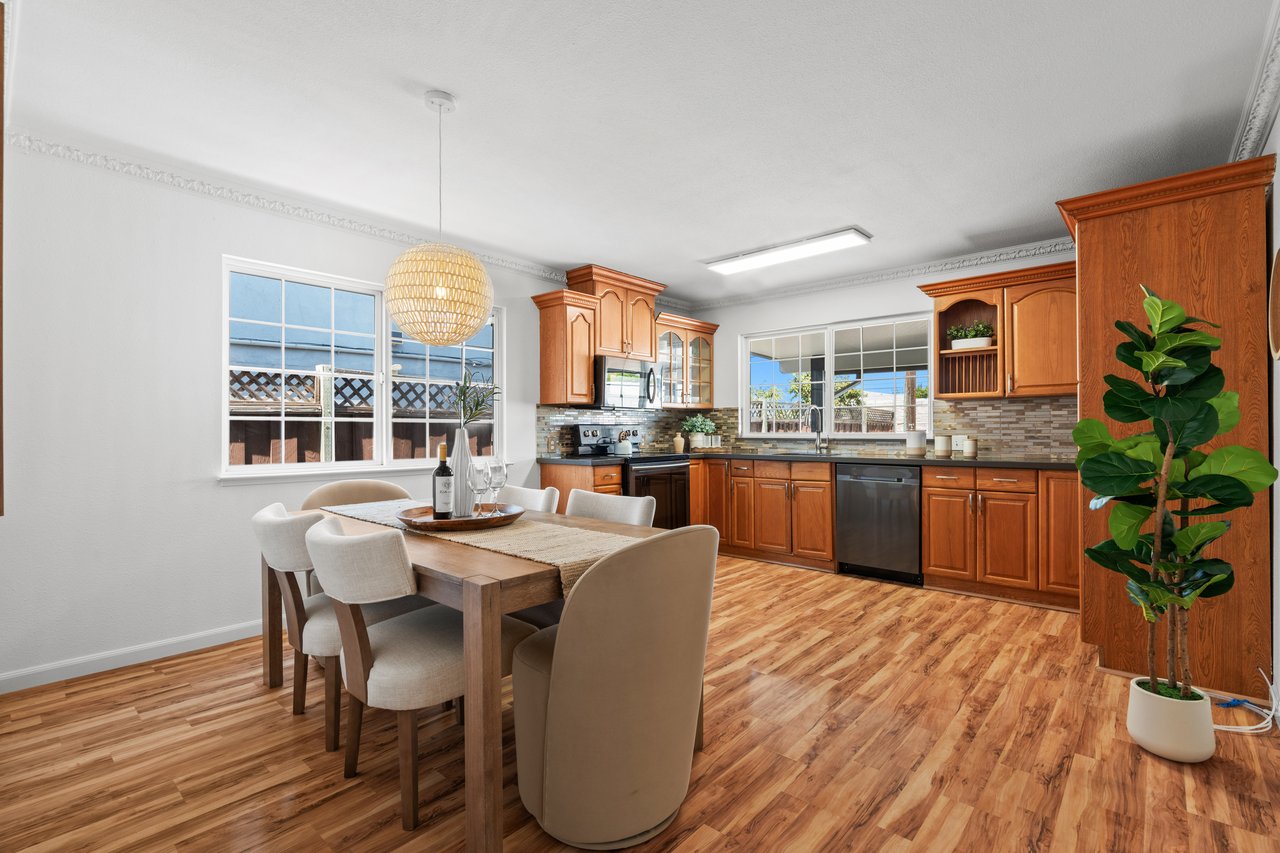 1459 Blackfield Drive