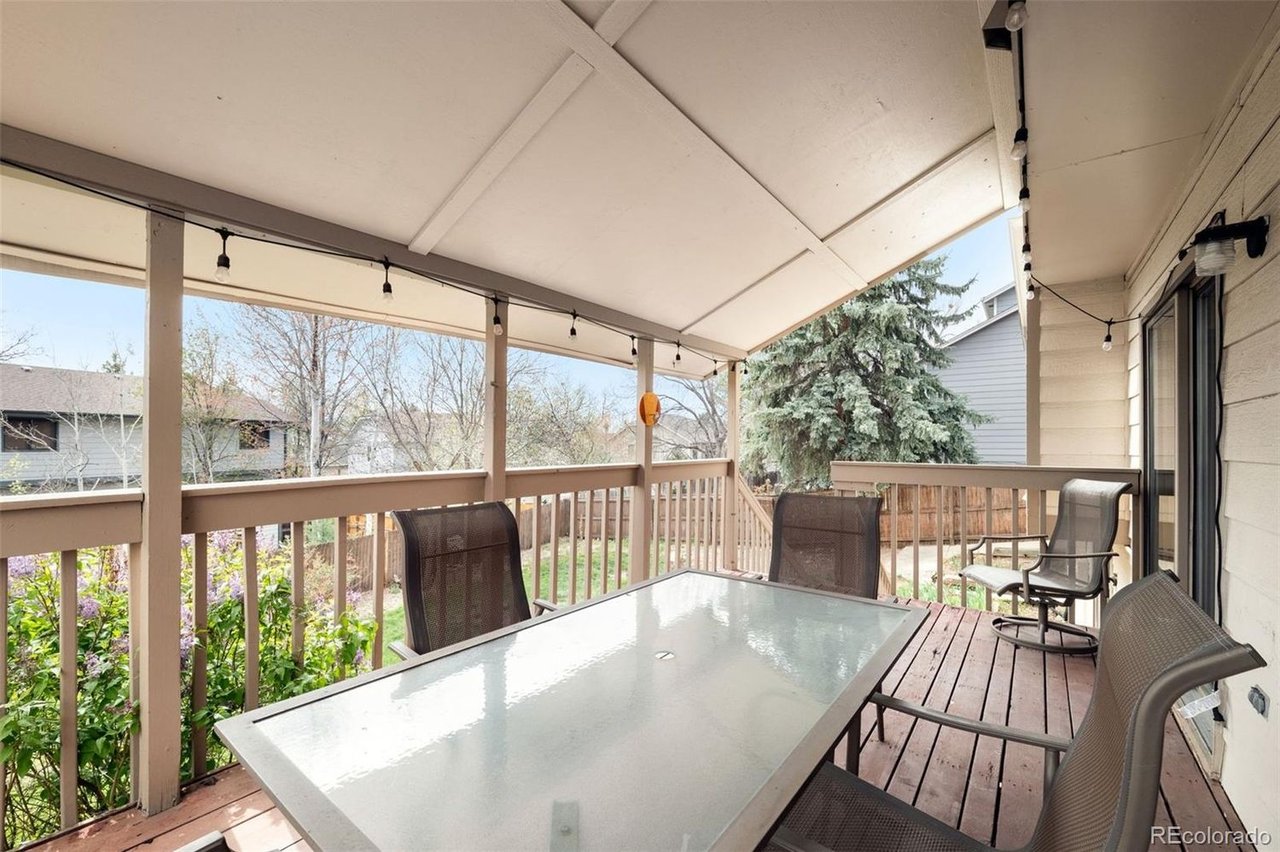 9911 Perry Ct