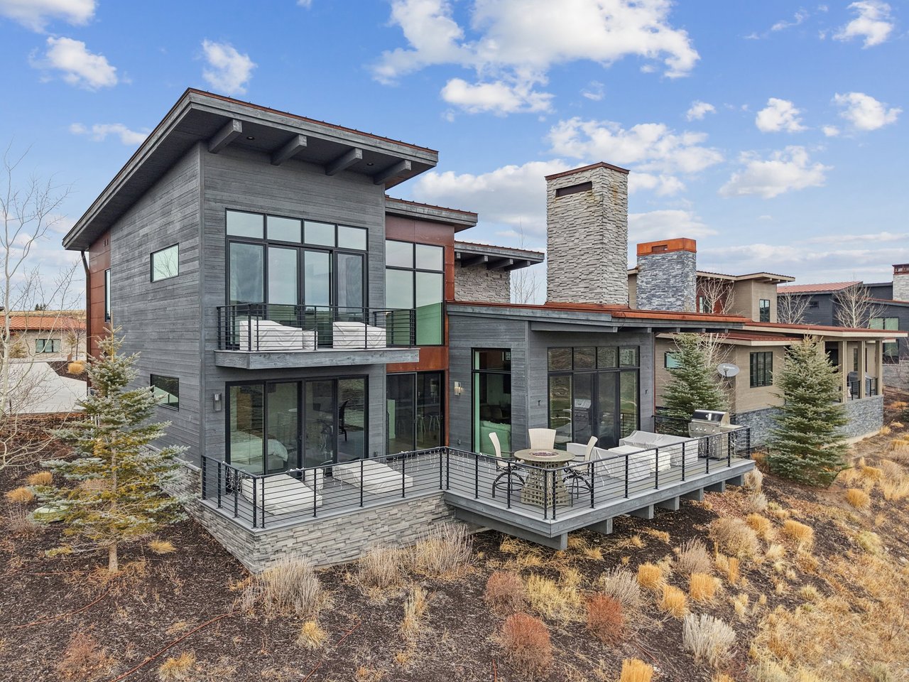 6768 Golden Bear Loop