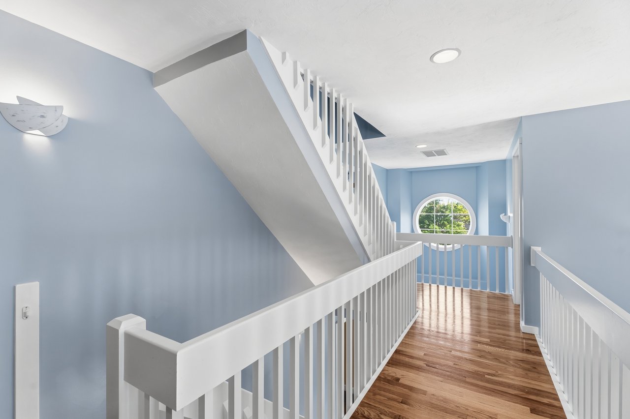 571 Linden St