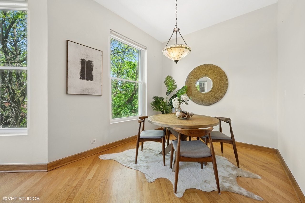 1433 W Cuyler 