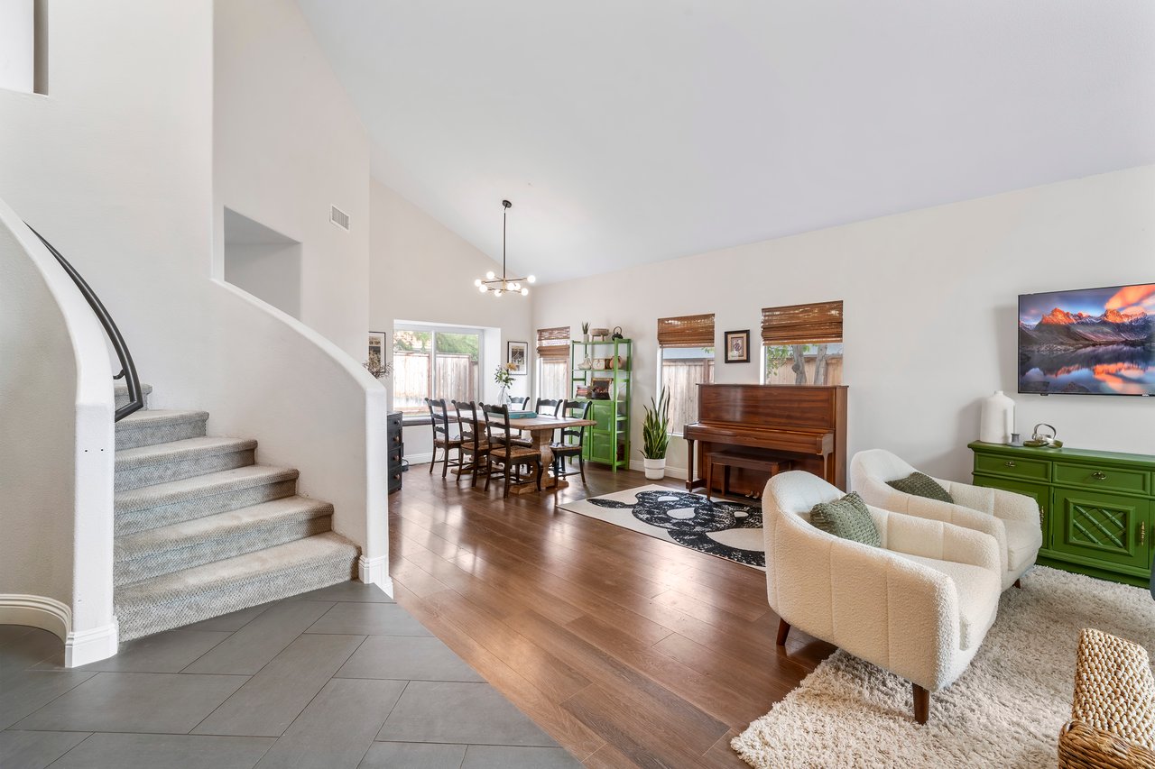 39601 Casandra Court