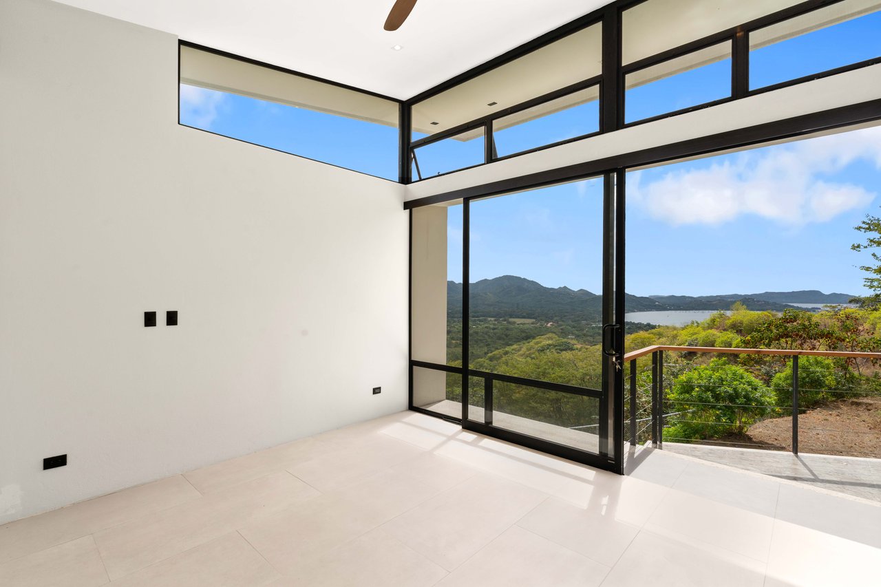 Villa Raoli | Get ready to live in your dream home in the stunning Pacific Heights!