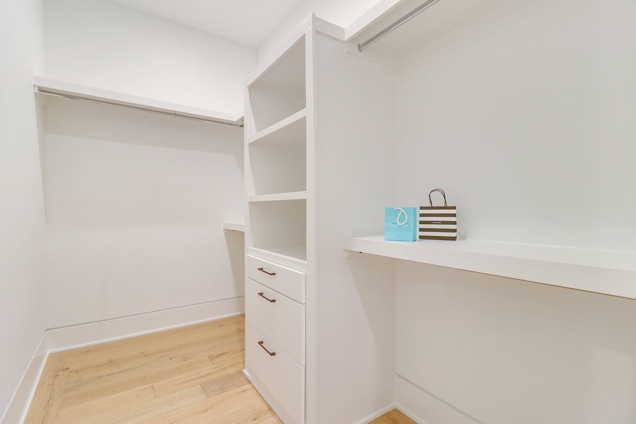 	  	1138 Basil Rd, Mclean, VA 22101