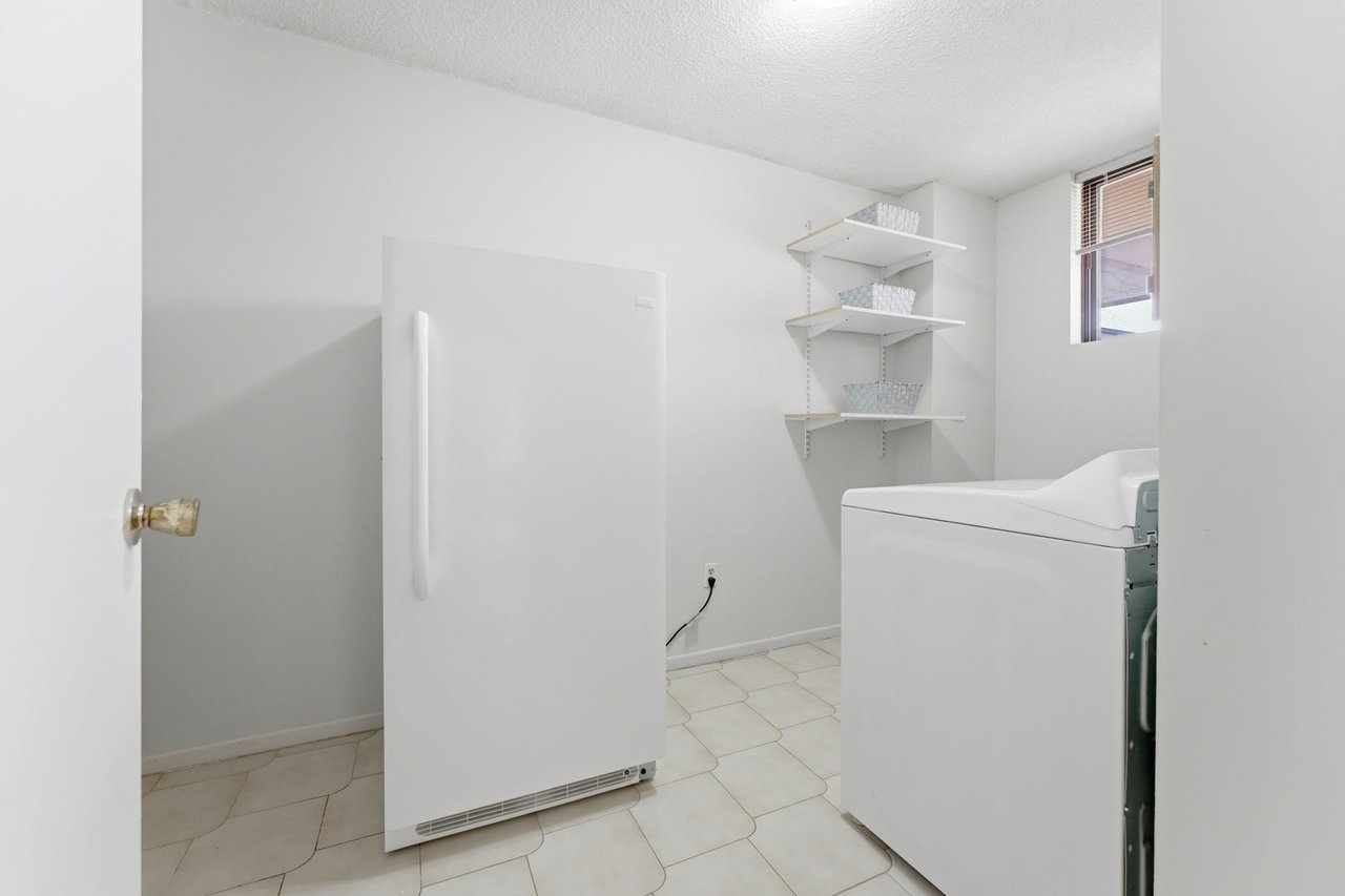 3170 Kirwin Ave 1010