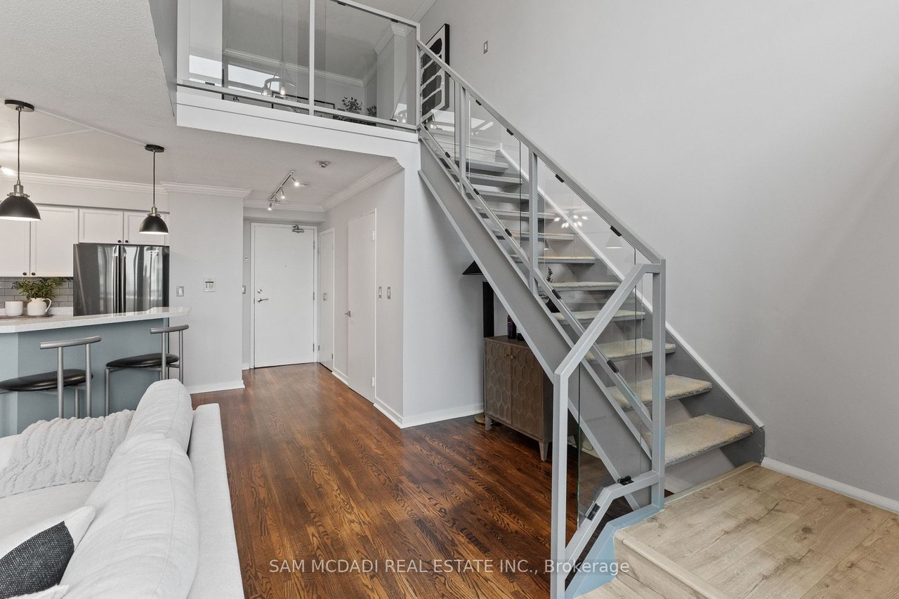 DREAMY TWO-STOREY PENTHOUSE