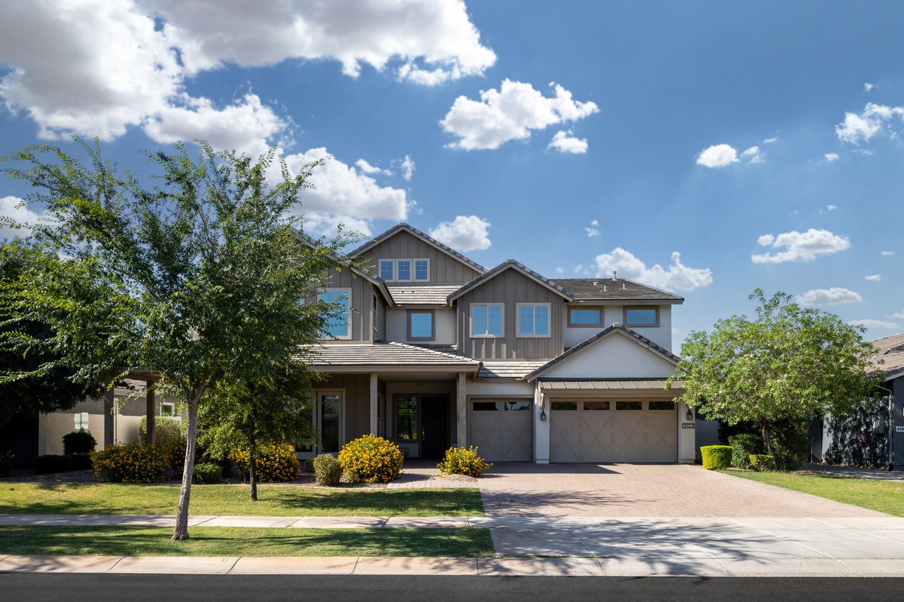 3133 E Silo Drive