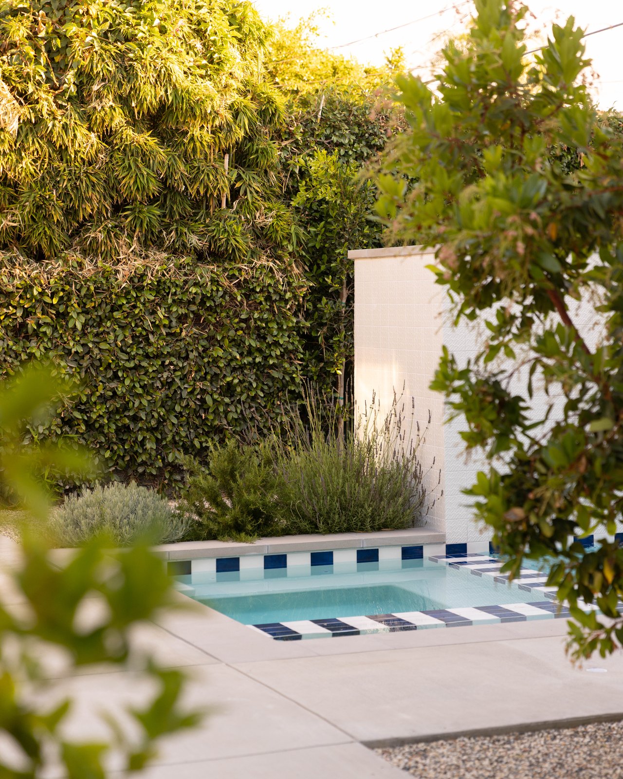 133 N La Jolla Avenue