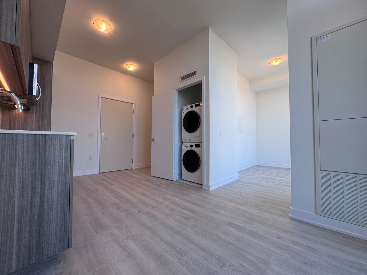 15 Richardson Street Unit: 2102