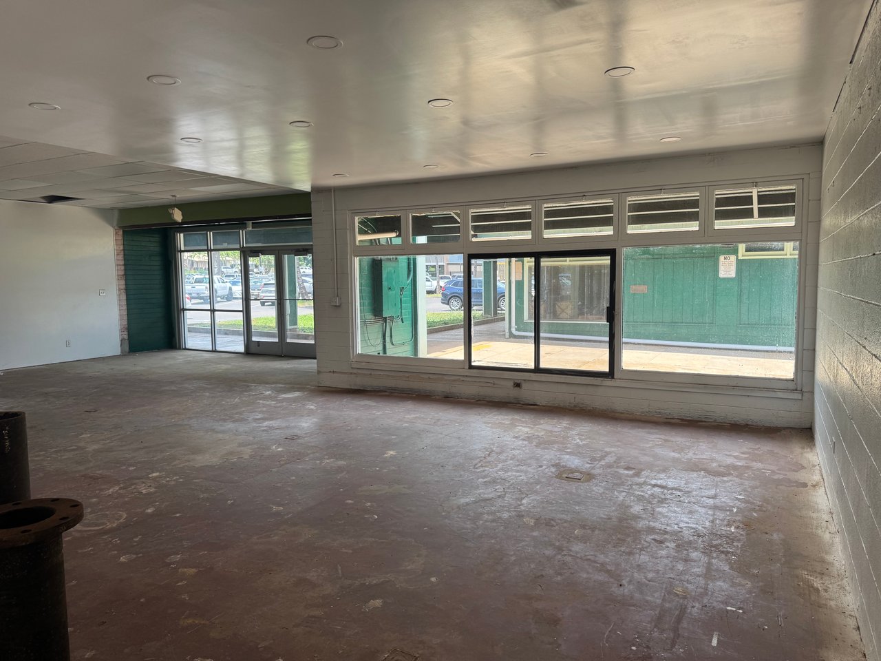 Ele'ele Shopping Center C-07