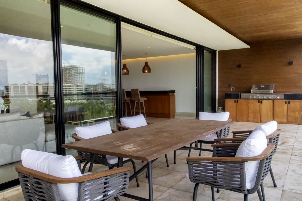 Penthouse | Antaal