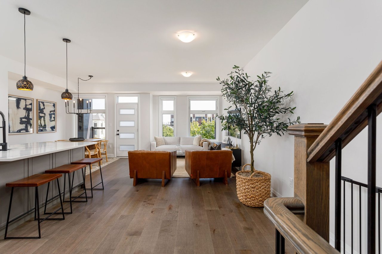 2544 Littlefield Crescent