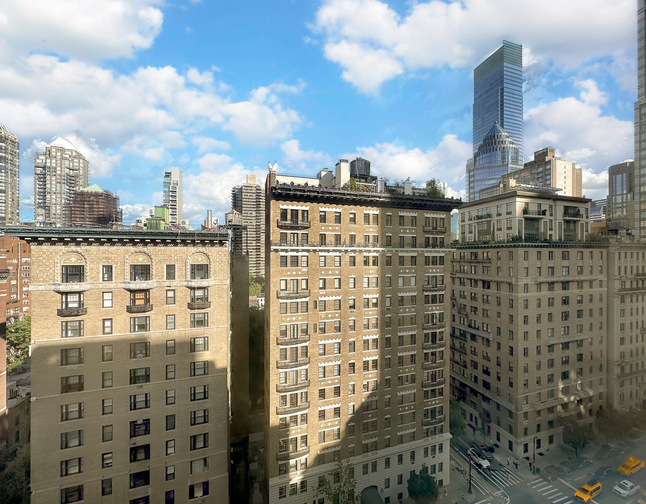550 Park Avenue 12E