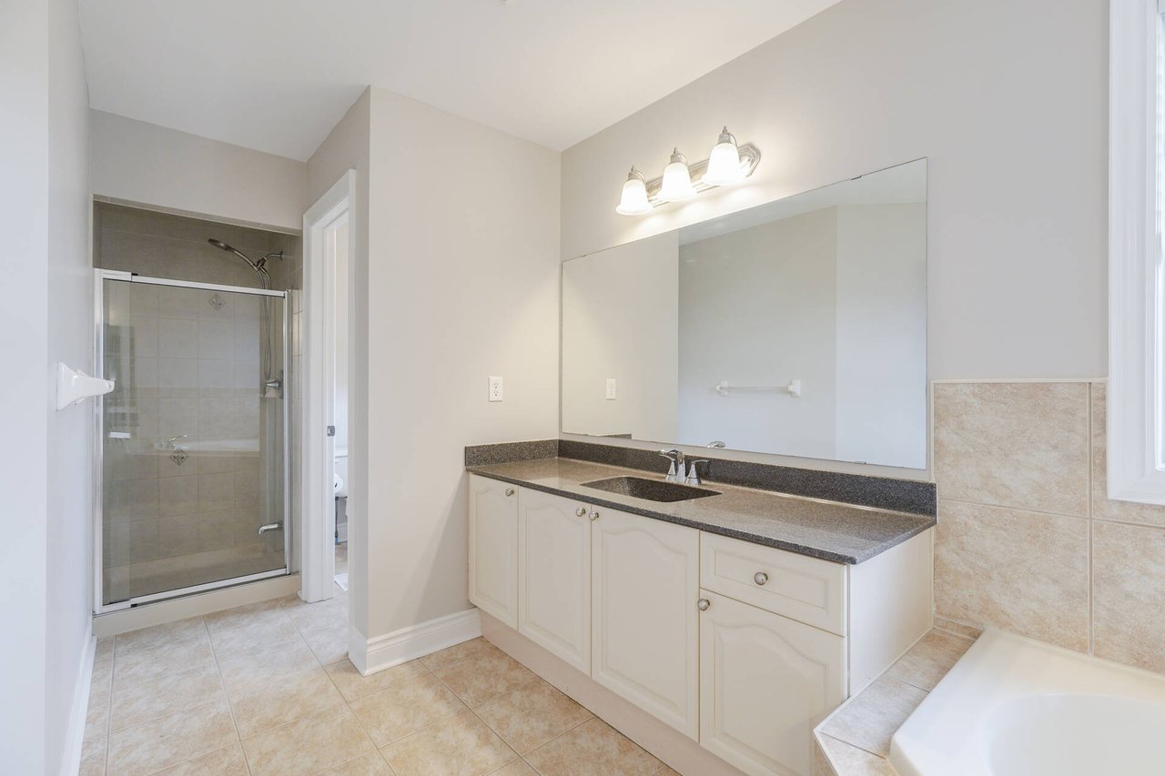 1648 Pennel Drive Unit: Upper