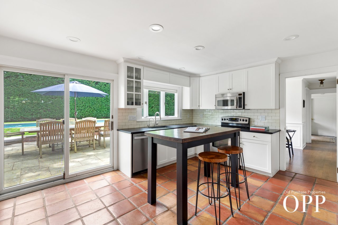 A Timeless Brookhaven Hamlet Retreat