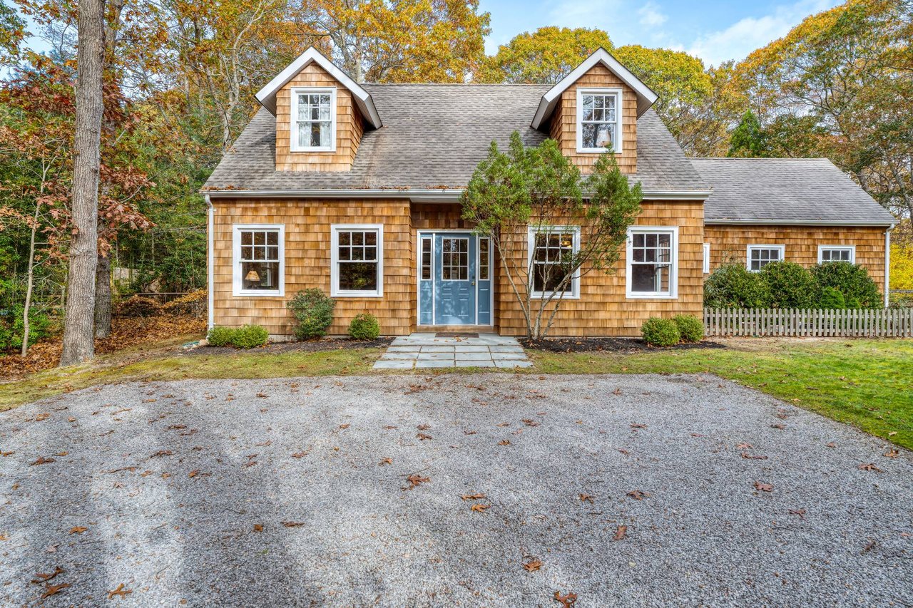 69 Manor Lane North