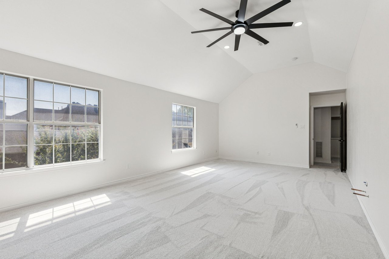 915 Inverness Circle