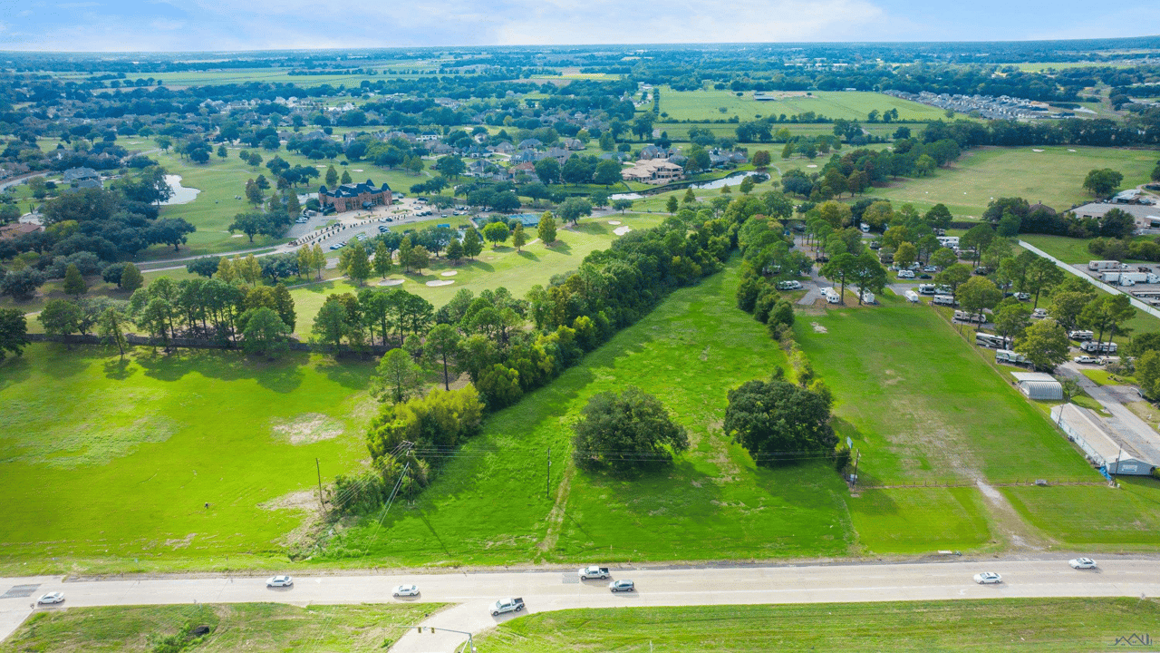 1152 Evangeline Thruway