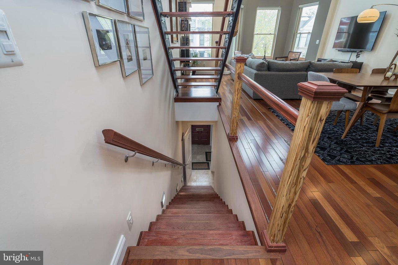 322 T St NW #2