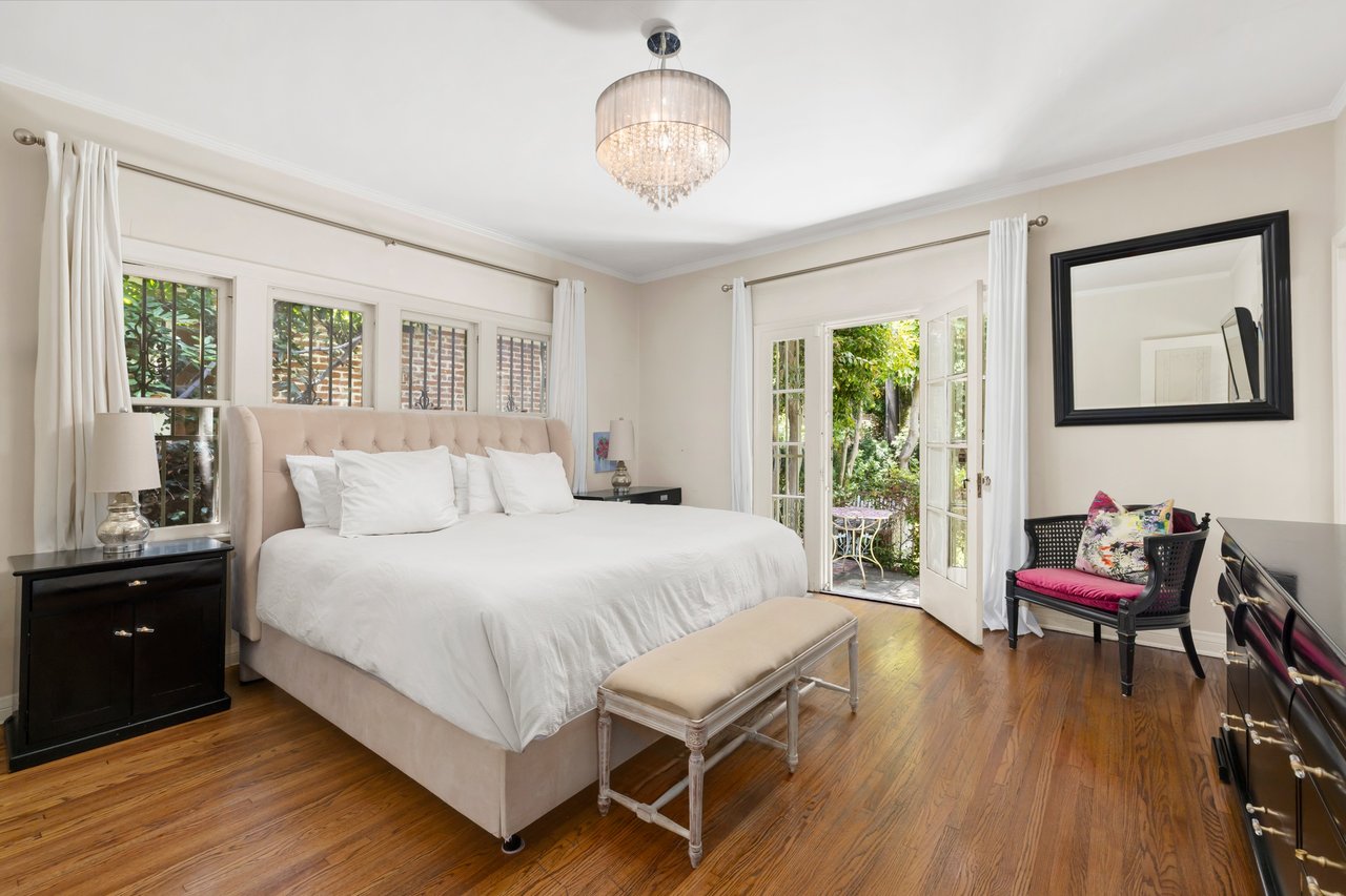 Hancock Park Exclusive Off-Market