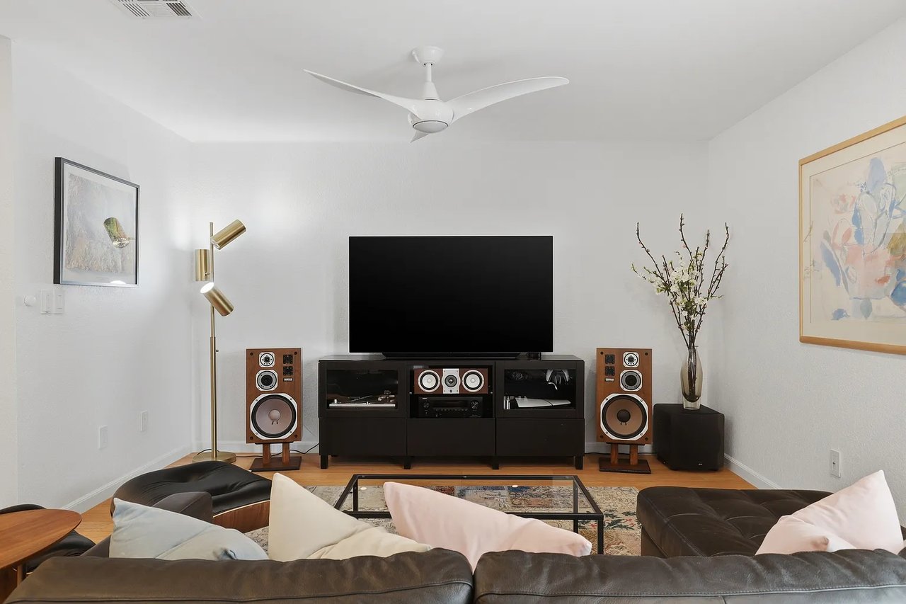 915 NW 7th St, #206
