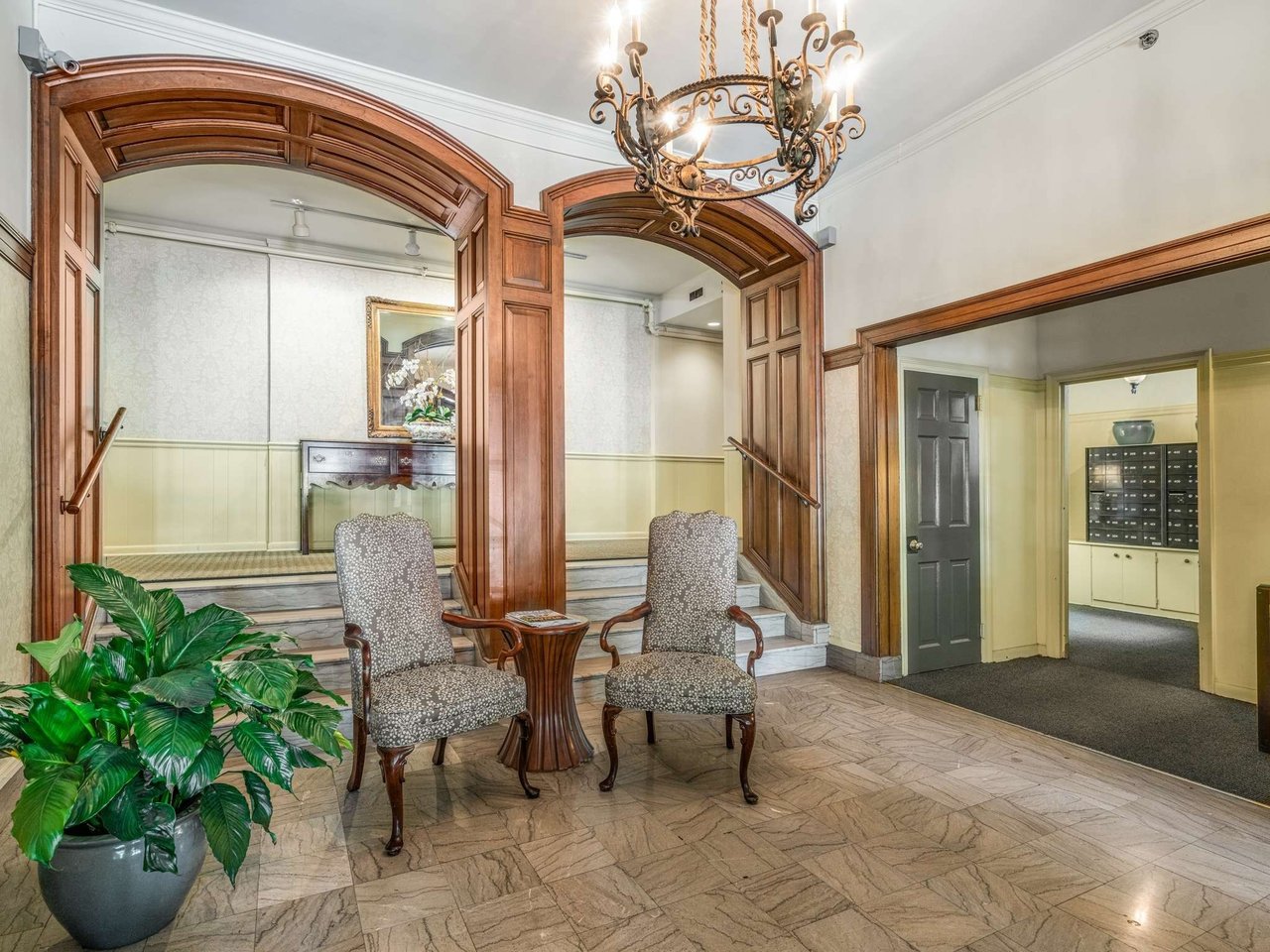 4225 Harding Pike # 408