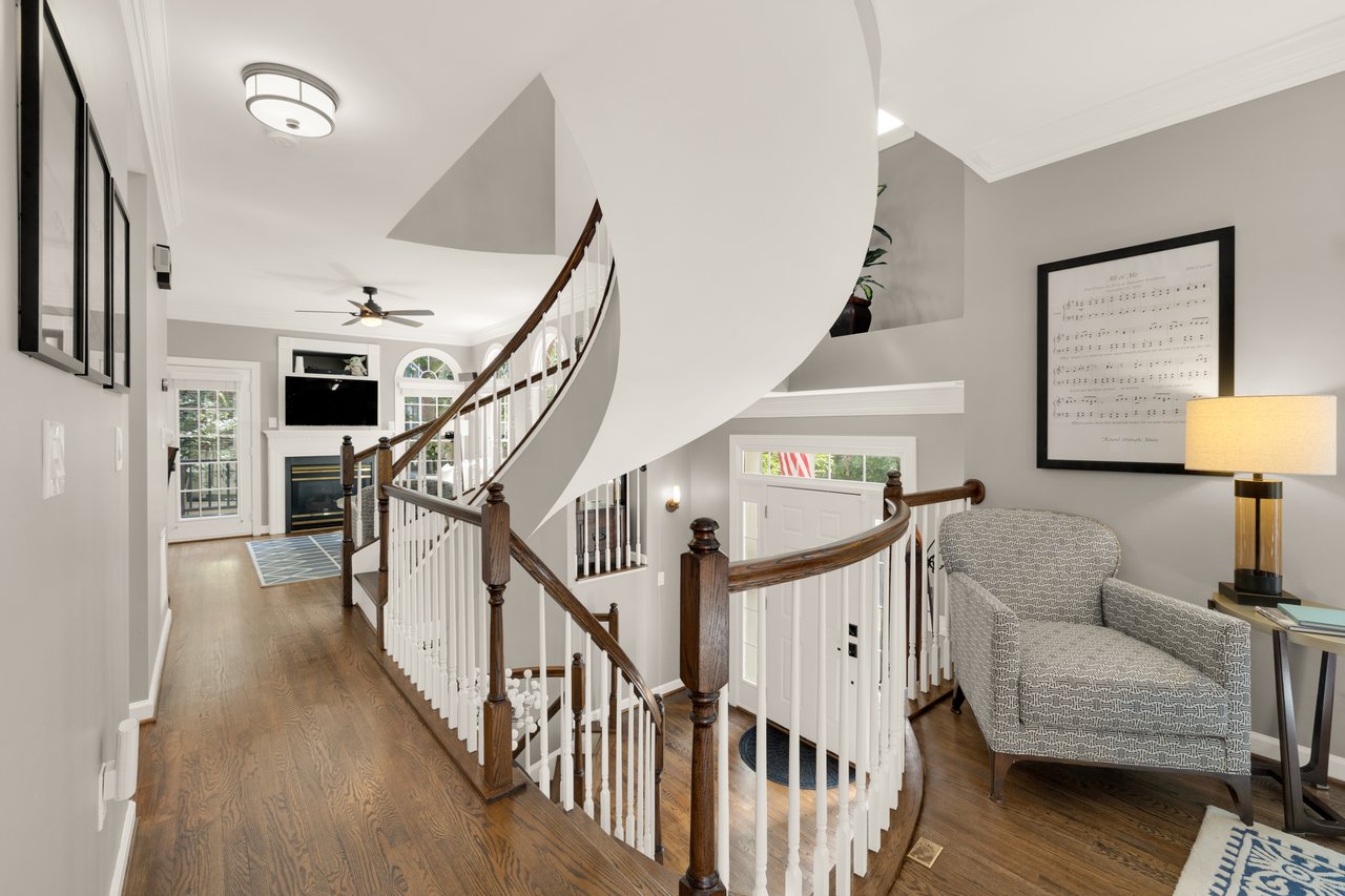 End-unit Falls Church City Townhouse