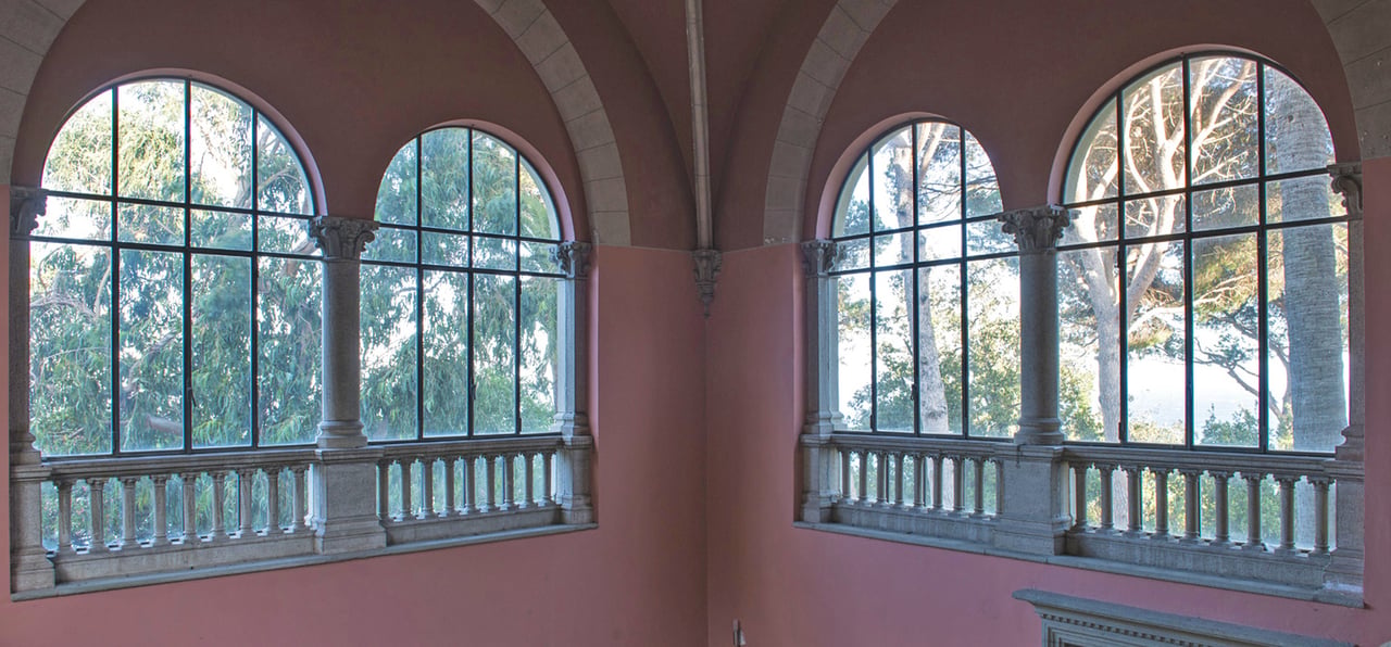 Luxury Seafront Villa in Liguria