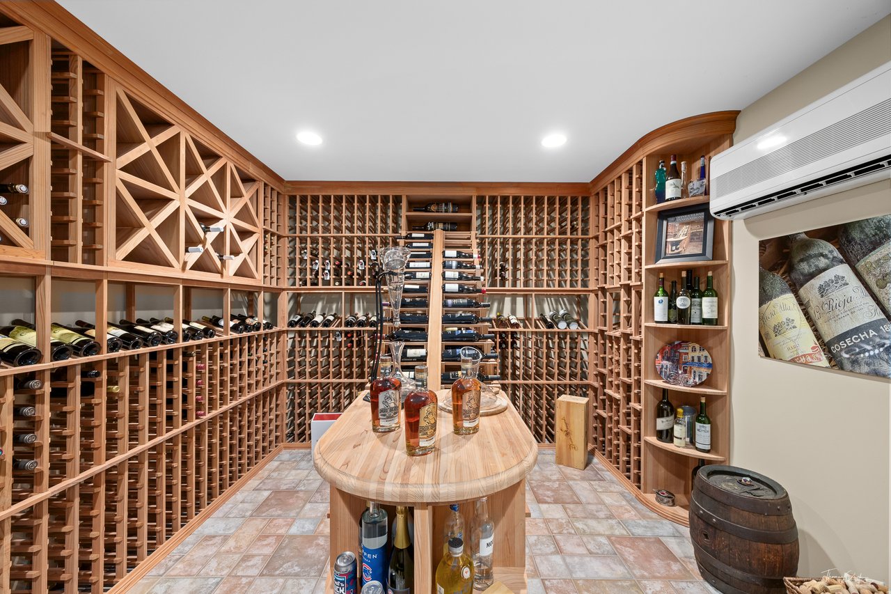Luxury Home in Lisle