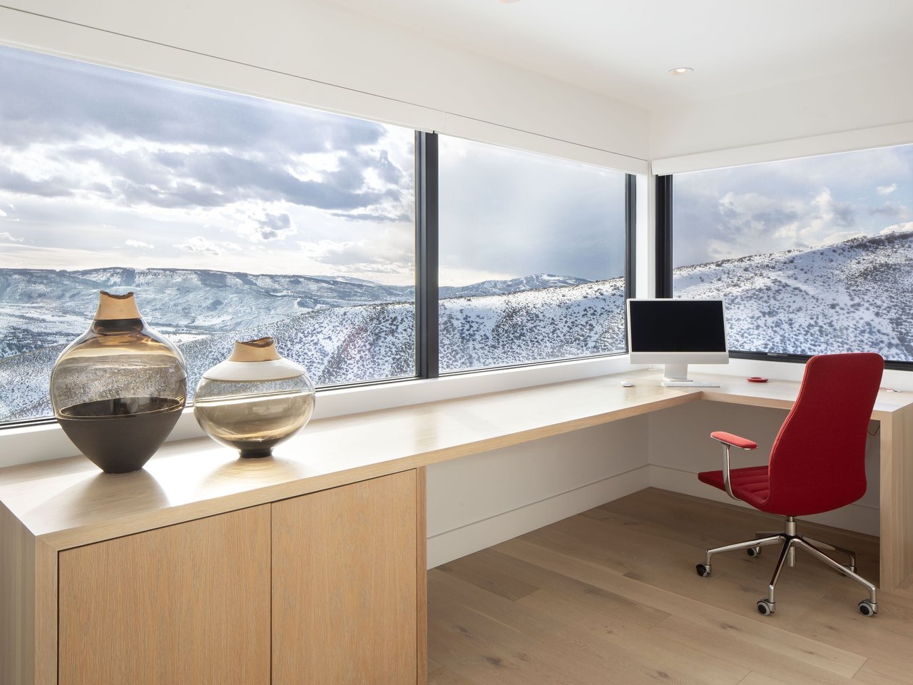 4380 June Point, Avon