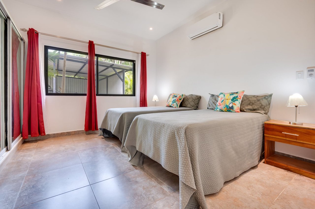 V-Domi Panama | Modern 3-Bedroom Villa with Pool on Expansive 6,078 m² Forest Lot in Finca Panamá, Tamarindo