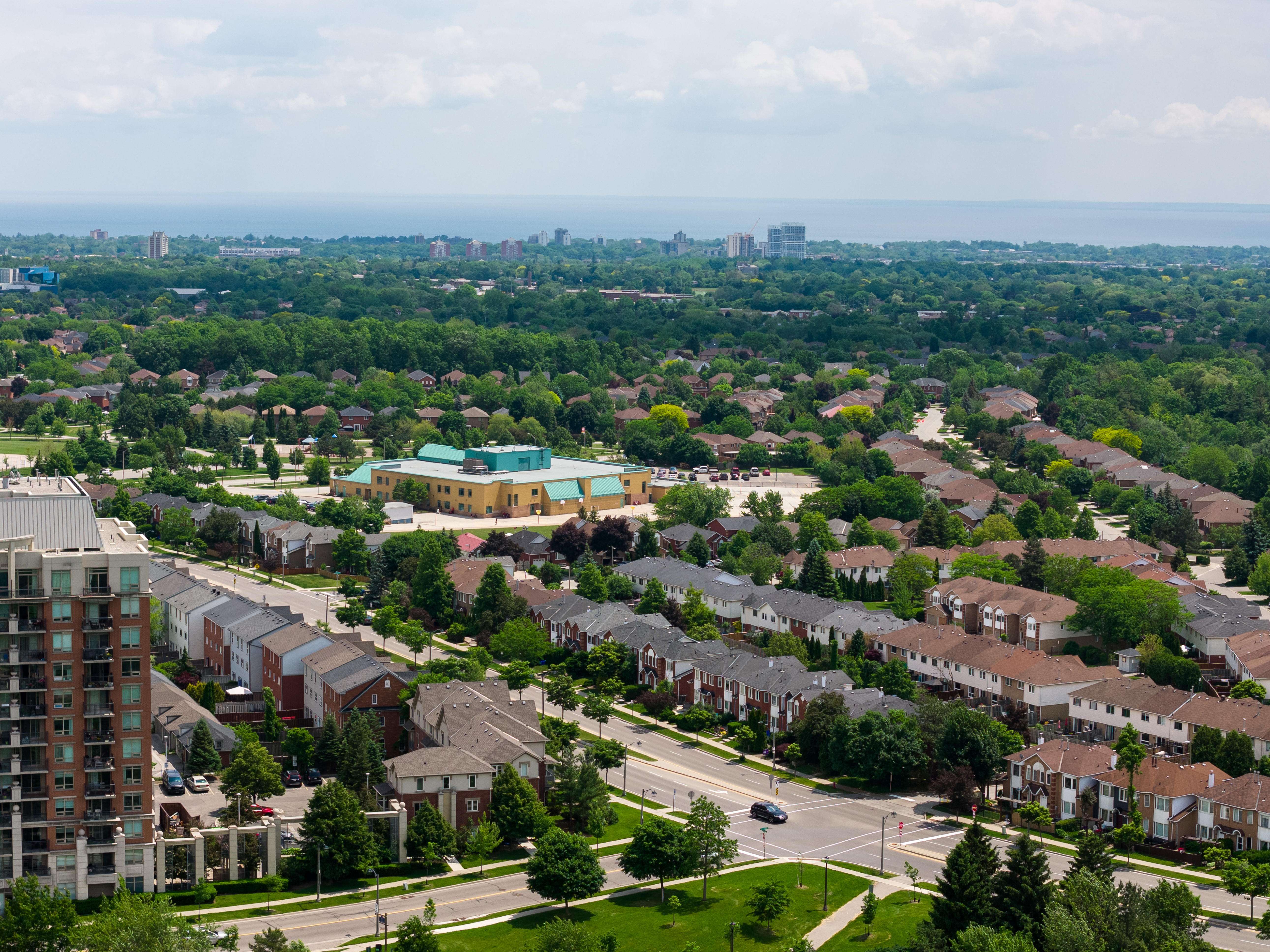 10-15 Hays Boulevard Unit: 10