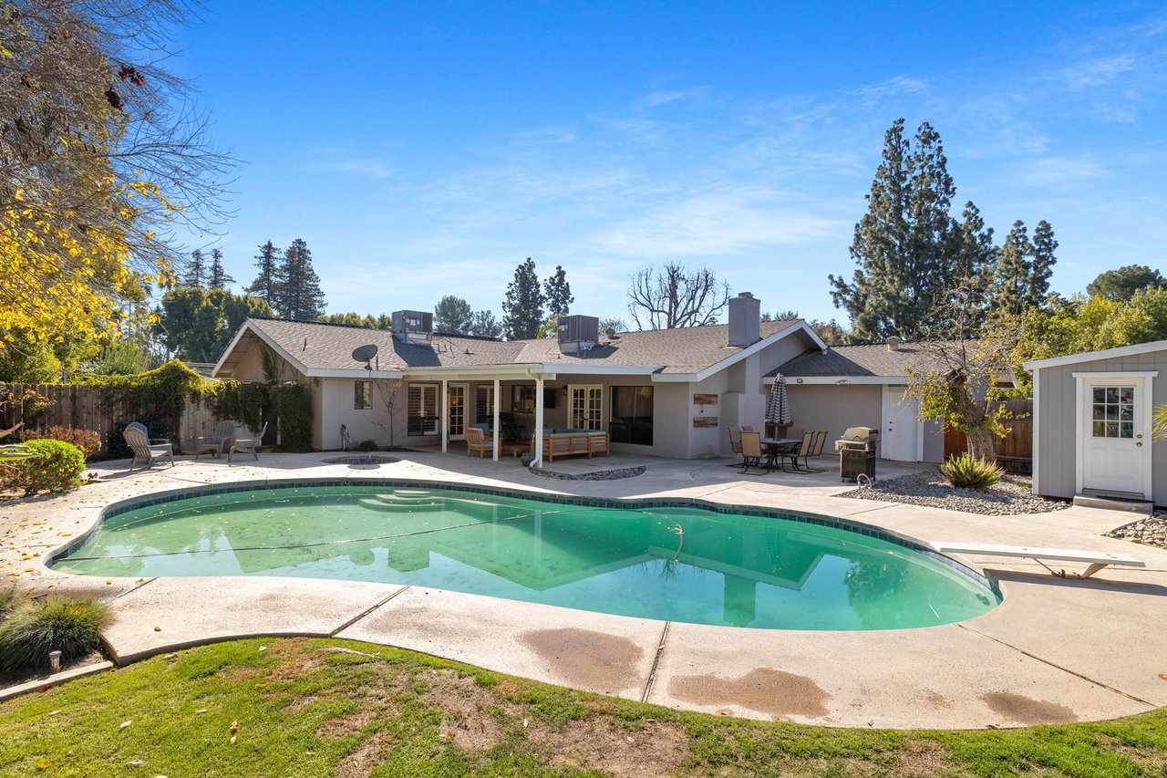 Charming Stockdale Estates Home