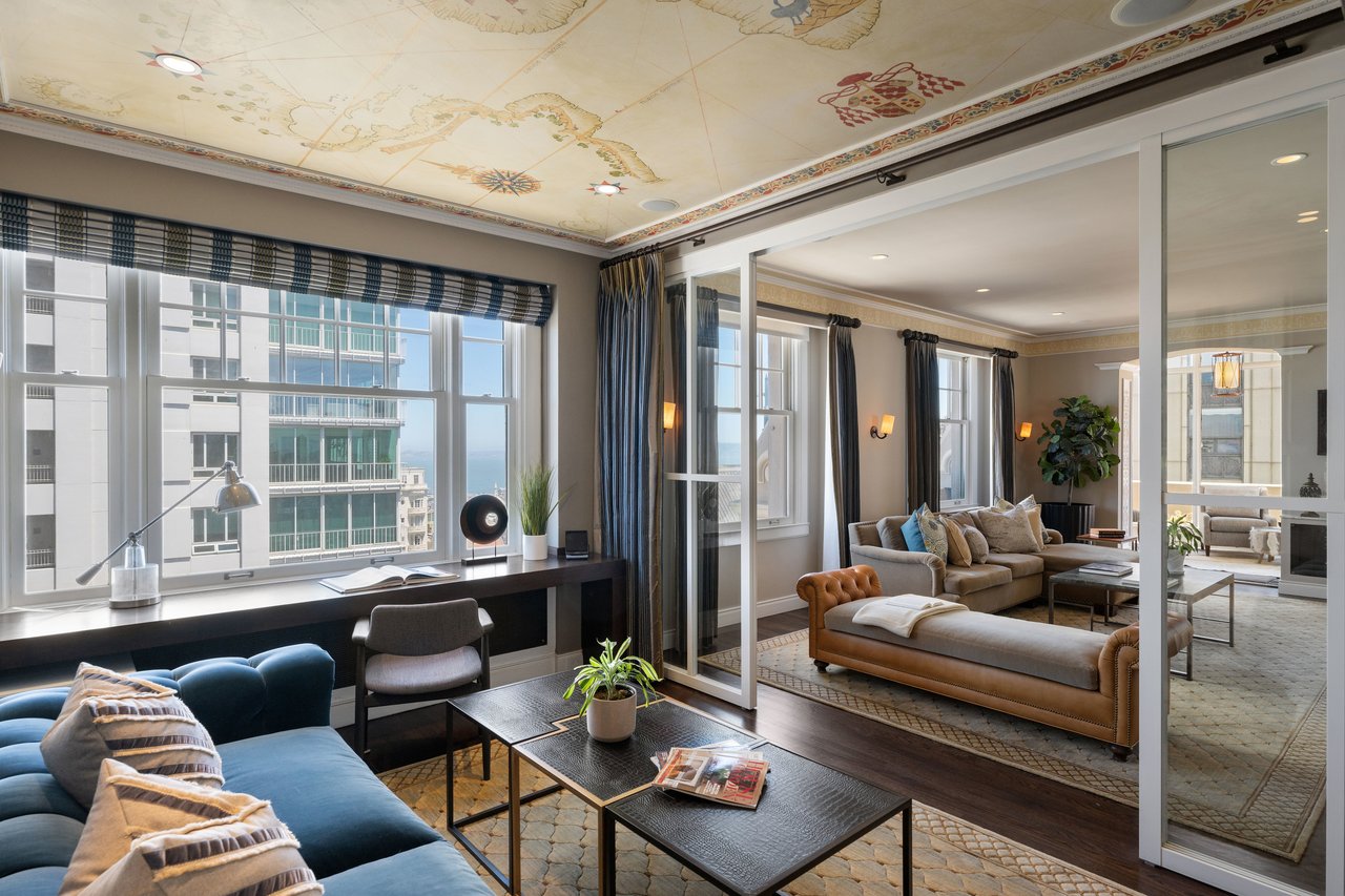 High-Floor Terrace Views Atop Nob Hill