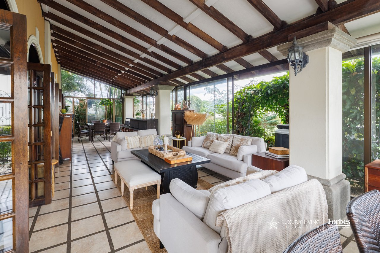 21560 - Casa Grand Court | Residence with Tennis Court in Moravia