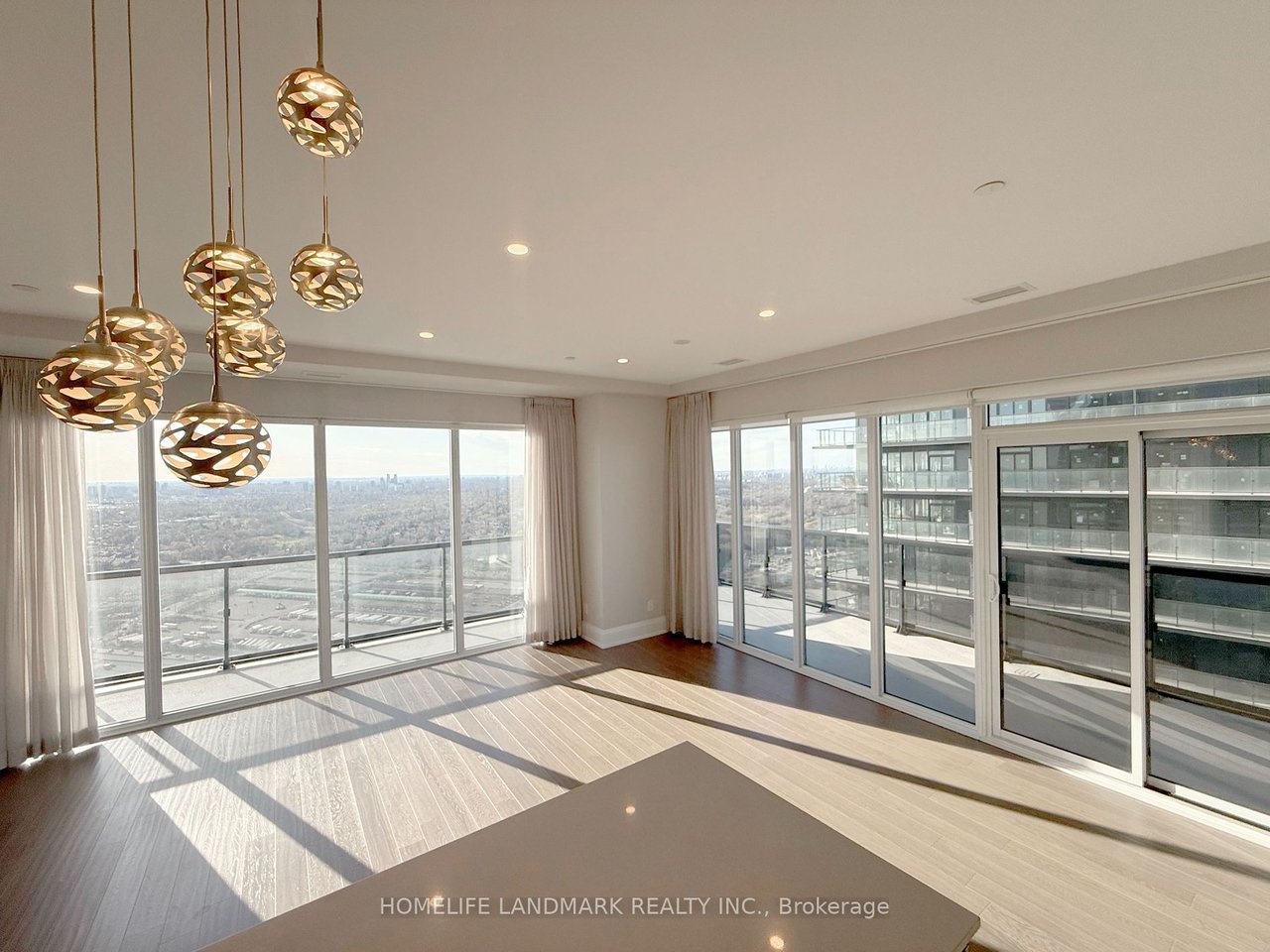 LAGO AT THE WATERFRONT 