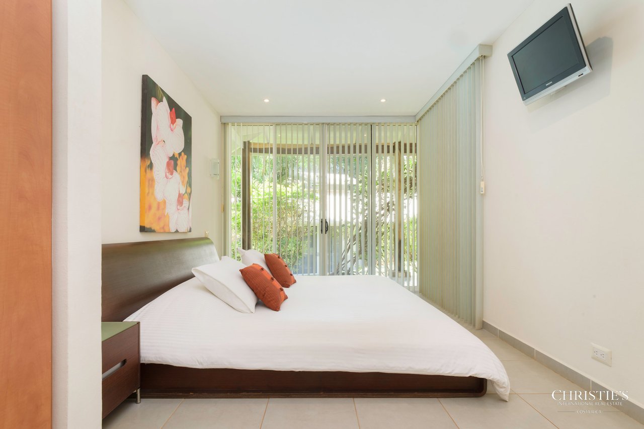 The Breeze Hotel