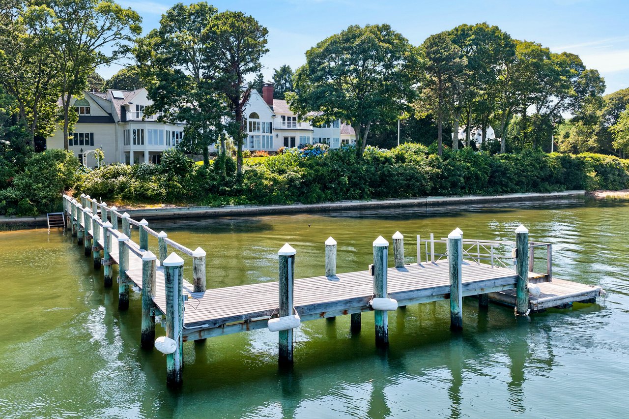 Breathtaking views over West Bay and Eel River
