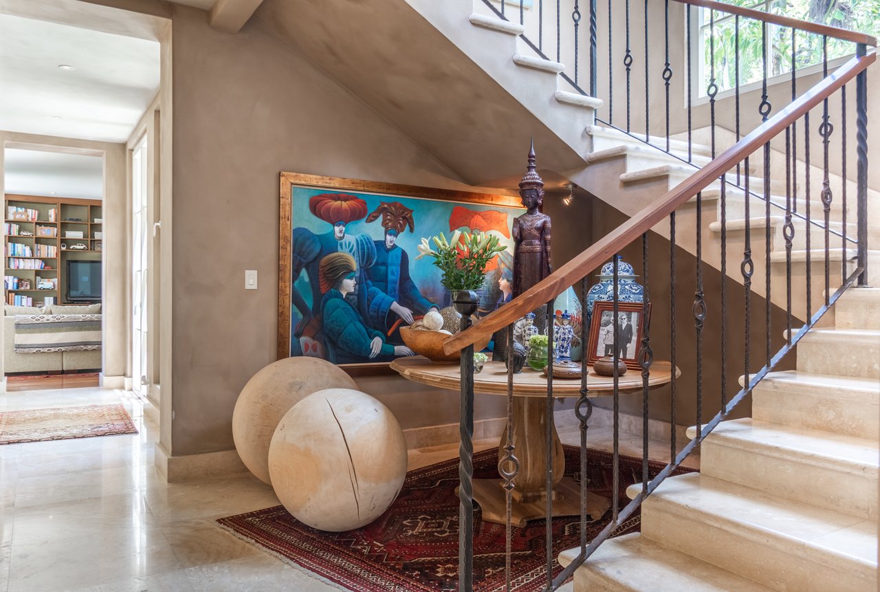 Fully Furnished Private Mansion