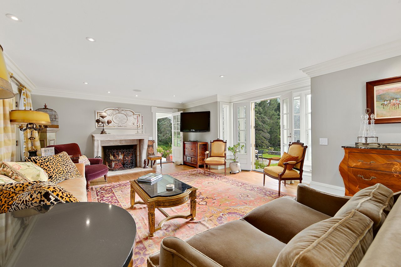 16 Whippoorwill Road