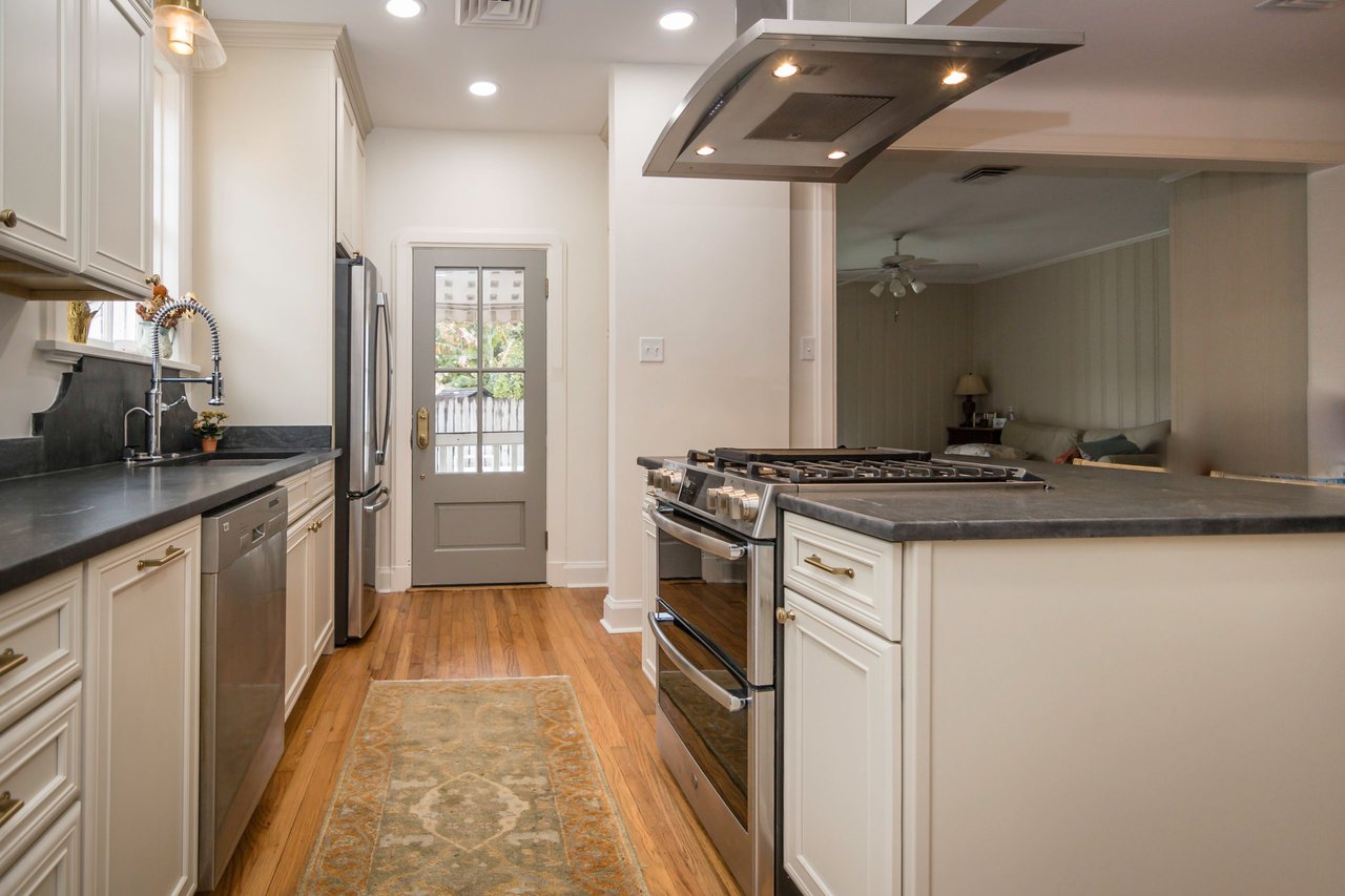 Lakeview Kitchen Renovation