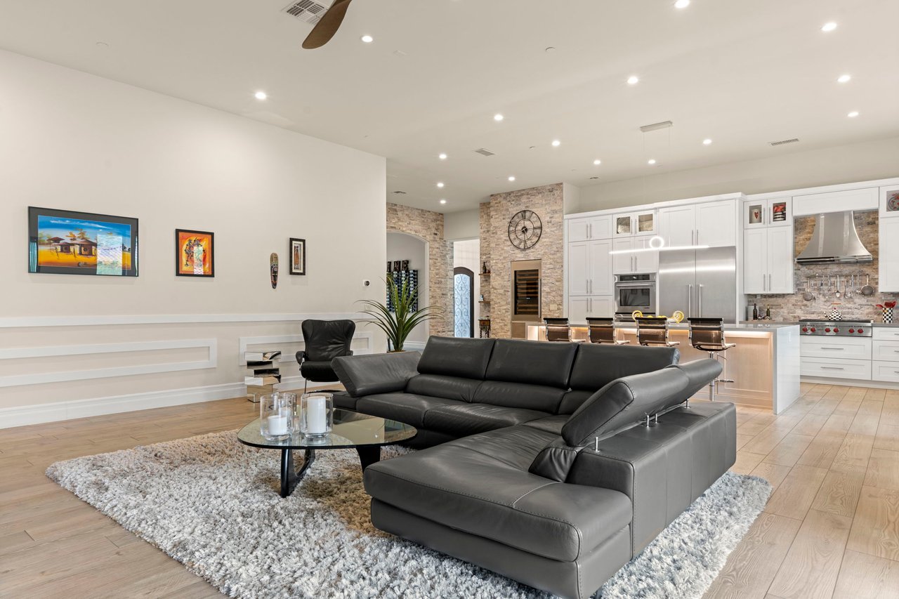 11923 E CASITAS DEL RIO Drive