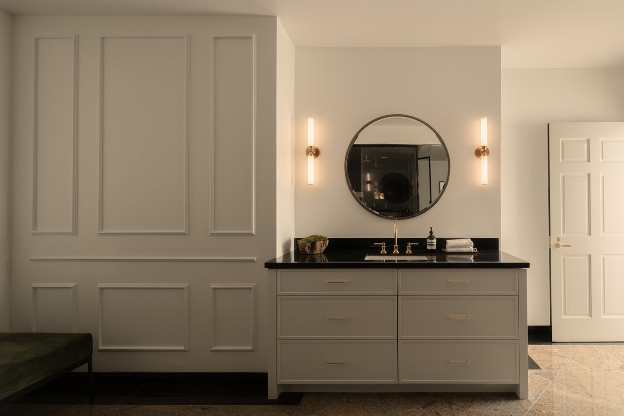 10724 WILSHIRE Unit: 1501, Wilshire Corridor