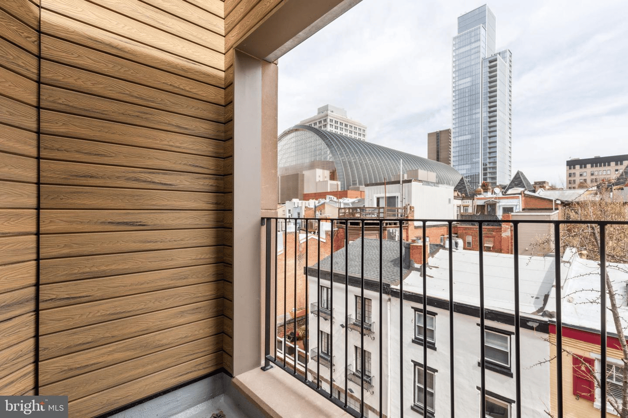 338 S Hicks St, Philadelphia, PA 19102