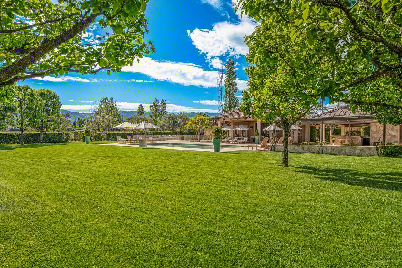 Mills Lane, St. Helena